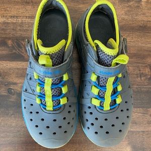 Kids stride rite shoes